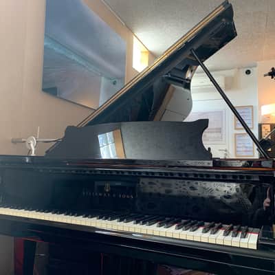 Steinway & Sons B211 1982 Noir image 5