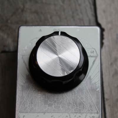 EarthQuacker Devices "Acapulco Gold Limited V2 Cream Aluminium" SPECIAL RUN!!!!!!! image 8