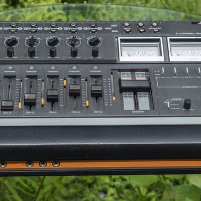 1979 JVC Victor MI-5000 6 channel stereo mixer with spring reverb