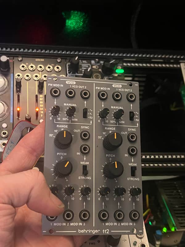 Behringer 112 Dual VCO Eurorack Synthesizer Module 2020 - Present - Black image 1