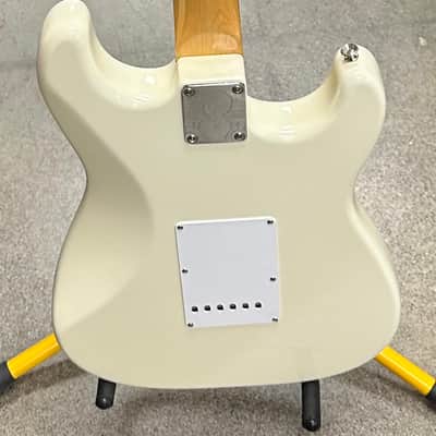 Fender Jimi Hendrix Artist Series Tribute Stratocaster 1997 - 2000 - Olympic White image 6
