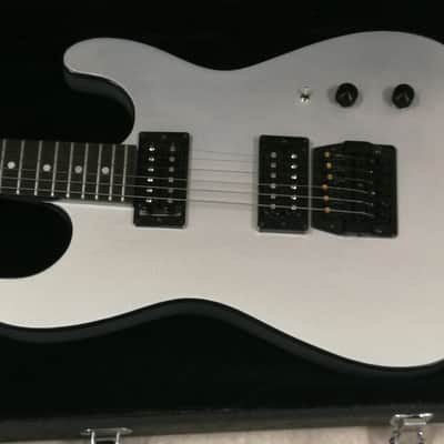 Carriveau Electric Guitar USA made - RARE image 2