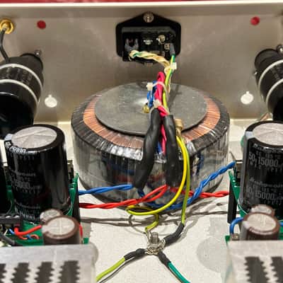 DIY High-End STEREO Power Amplifier (240 watts) for Studio or Hifi use - White / Solid Wood image 11