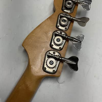 Fender Musicmaster Bass 1975 - Olympic White image 7