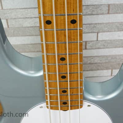 Sterling StingRay Ray34 - Firemist Silver image 10