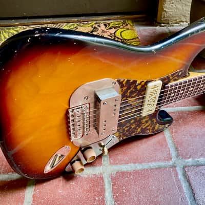 Waterslide S-Style W/ Mojo Lap-Steal and Gold-Foil Pickups, 2020 Sunburst NEW (Authorized Dealer) image 11