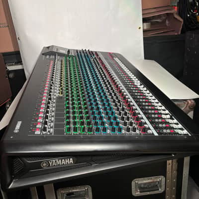 Yamaha MGP32X 32 Channel Analog Mixing Console 2017 - Present