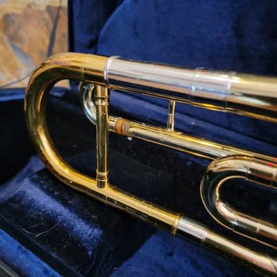 King Cleveland 605 F Trigger Trombone Gold Brass With Mouth Piece And Case image 9