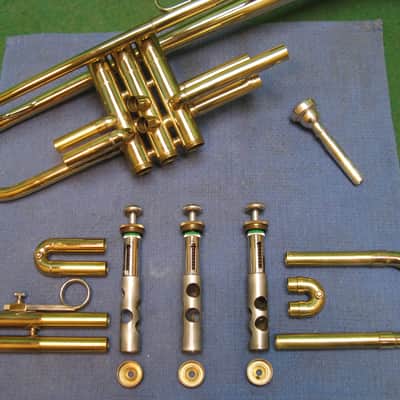 Bach 1530 Trumpet - Reconditioned - Original Case & 7C MP image 18