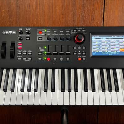Yamaha MODX6+ 61 Semi-weighted Key Synthesizer w/ box image 2