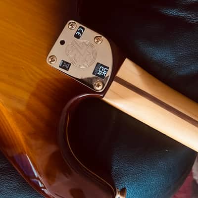 Fender 75th Anniversary Commemorative Stratocaster 2021 - 2-Color Bourbon Burst image 10