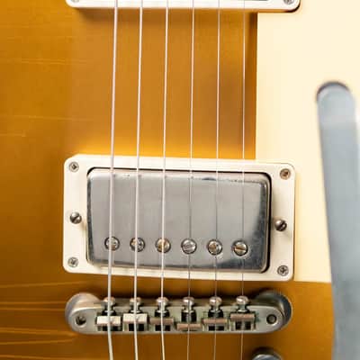 Gibson Custom Shop 1957 Les Paul Standard Murphy Lab Ultra Light Aged Electric Guitar with Bigsby - All Double Gold with Hardshell Case image 13