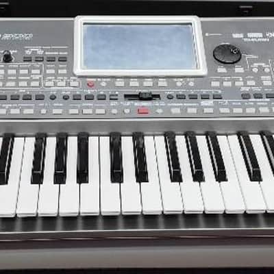 Tastiera arranger 61 tasti Korg PA900 - Usata image 7