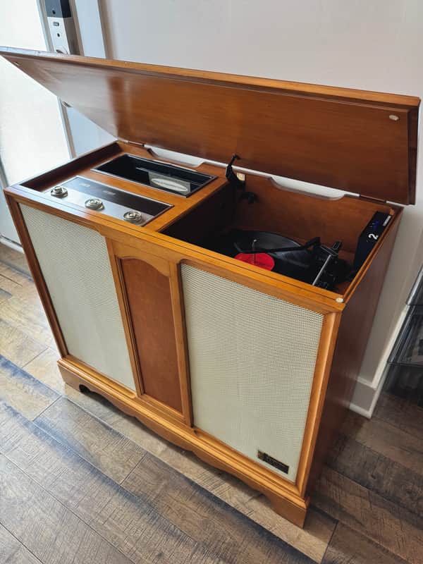 Fully Restored 1962 Zenith Tube Stereo Cabinet image 1