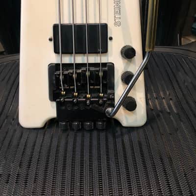 Extremely Rare  Steinberger Trans Trim XL-2  1986 White image 5