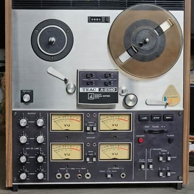 TEAC A-2340S 1/4" 4-Track Reel to Reel Tape Recorder 1970s - Silver image 4