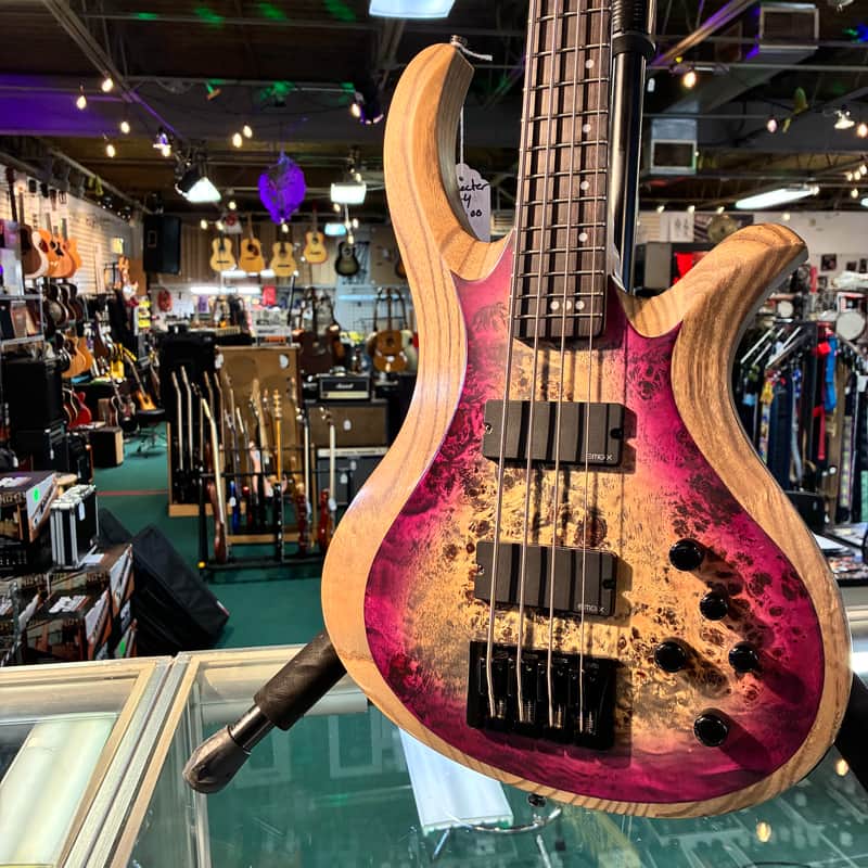 Schecter Riot 4