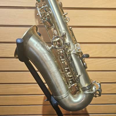 Pre-Owned Selmer Series II Super Action 80 Alto Saxophone - Brushed Finish image 2