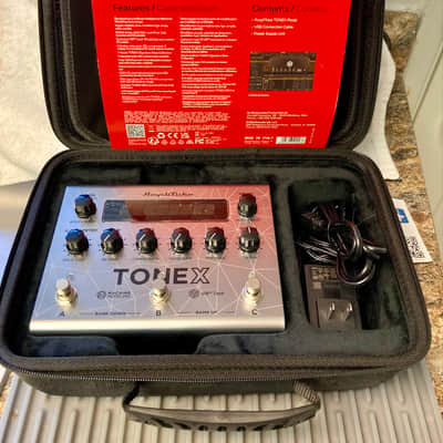 IK Multimedia ToneX Pedal Bass Edition with Case image 2