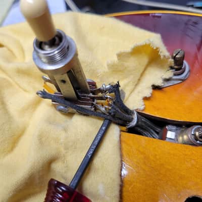 Gibson ES-330 with Factory Bigsby - All Original 1966 - Sunburst image 22