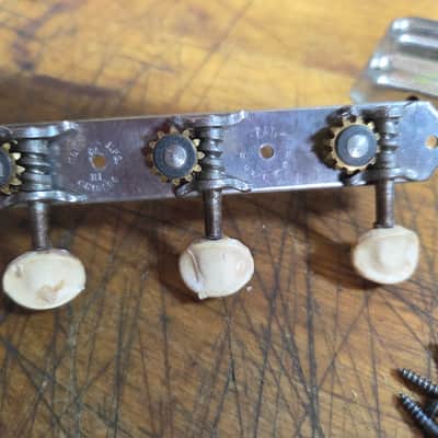 Vintage RARE 1938 Patent Applied For Kluson Open Back Covered Martin Gibson Epiphone Harmony Guitar 3x3 Tuner Set Luthier Parts Original Installation Screws image 3