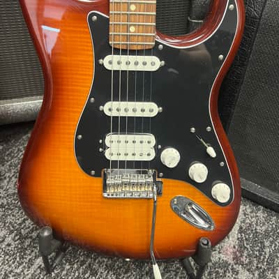 Fender Player Stratocaster HSS Plus Top with Pau Ferro Fretboard 2019 - 2024 - Tobacco Sunburst image 2