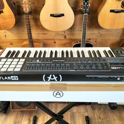 Arturia Keylab 49 Black Edition image 5