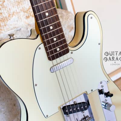 2015 Fender Japan Limited Edition Telecaster 62 Vintage Reissue White with black double binding - MIJ - MINT image 4