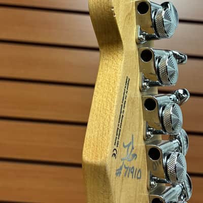 Reverend Charger H90 Wilkinson in Powder Yellow New Blem #1910 image 7