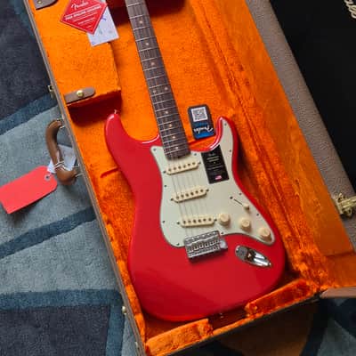 Fender American Vintage II 1961 Stratocaster 2026 - Fiesta Red image 2