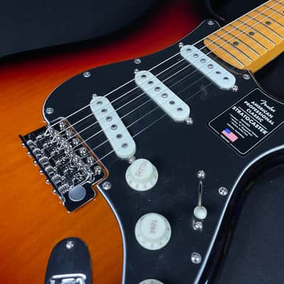 Fender American Professional Classic Stratocaster - 3-Color Sunburst image 3