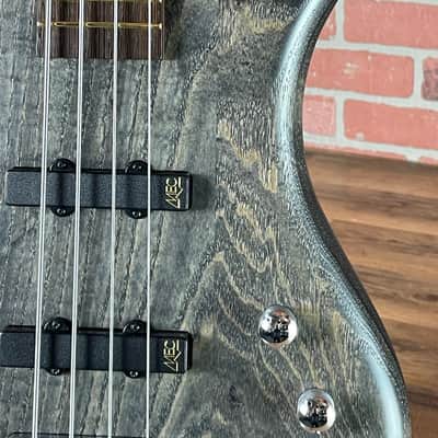 Warwick Pro Series Corvette Standard Electric Bass Guitar - Nirvana Black image 4