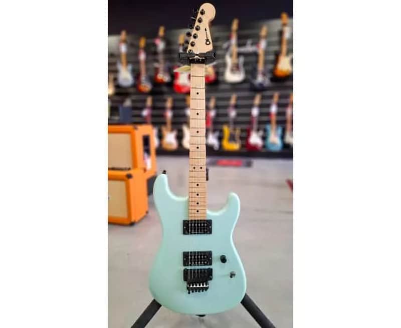 CHARVEL - SAN DIMAS USA STYLE 1 HH FR AVEC ETUI image 1