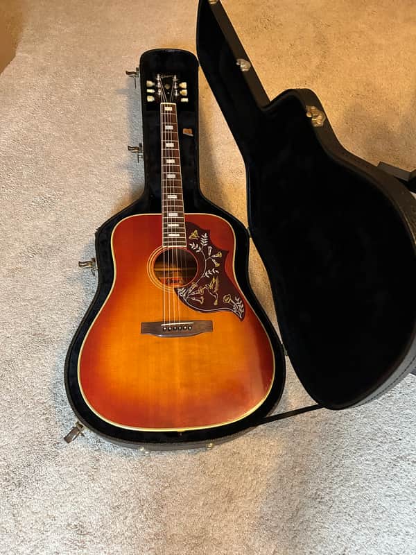Gibson Hummingbird  1973 Vintage