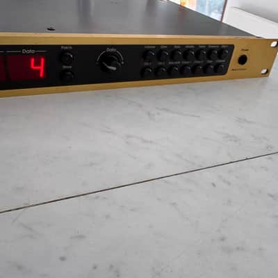 Marshall JMP-1 Valve MIDI Preamp 1992 - 2007 - Gold image 5
