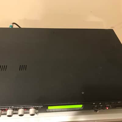Peavey Tubefex Midi Tube Preamp with Digital Effects Tube fex image 8