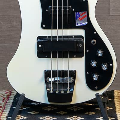 Rickenbacker 4003 4 String Bass White/Black Binding 1990 image 1