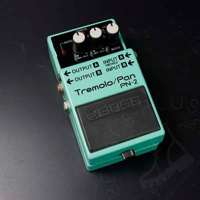 Boss PN-2 Tremolo/Pan (Silver Label) 1990 - 1995 - Green w/ original box image 5