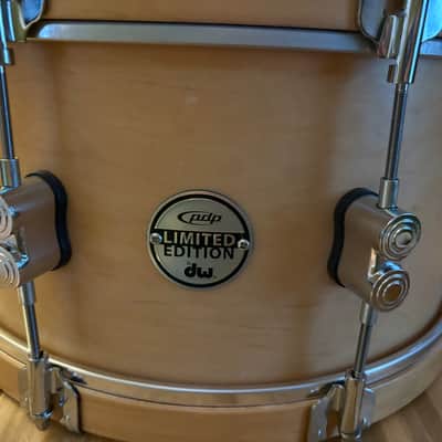 PDP PDSX0714CLWH 7x14" LTD Classic Wood Hoop Maple Snare Drum 2010s - Natural image 1