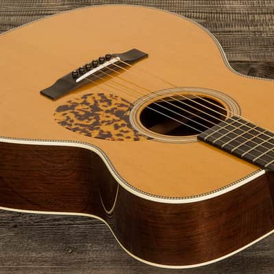 Immagine Collings OM2H CUSTOM ORCHESTRA MODEL EPICEA WENGE EB SATIN NECK DALMATIAN PICKGUARD #32397 - Natural Aged Toner - 2