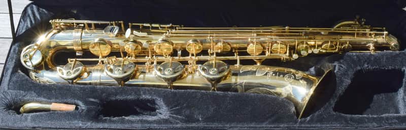 Selmer Series II Baritone Sax-just serviced 1987 Original lacquer image 1