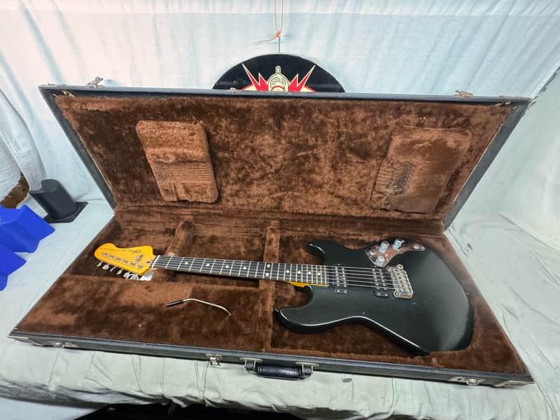 G&L USA F-100 f100 Series II 2 Guitar with Case image 1
