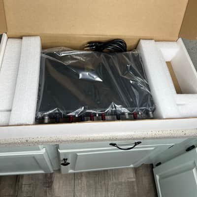 Rupert Neve Designs Newton Channel Rackmount Channel Strip 2023 - Present - RAF Blue image 3
