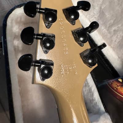 Gibson Limited Edition Government Series II Flying V 2013 - Tan image 7