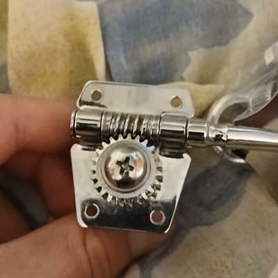 Clover Jazz bass v tuners 2010s - 2020s image 3