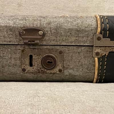 1966-1969 Fender USA Left Hand Lefty Mustang / Musicmaster Bass Case Silver Tweed - Extremely Rare CASE ONLY image 4