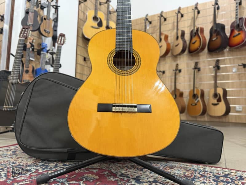 Yamaha GC12S Spruce Top image 1