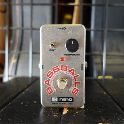 Electro-Harmonix Bassballs Nano Twin Dynamic Envelope Filter Pedal