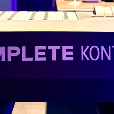 Native Instruments Komplete Kontrol S88 MKii - Black image 4