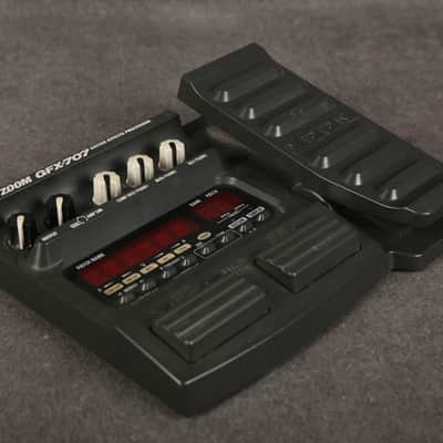 Zoom GFX-707 Multi FX Unit - 2nd Hand image 2